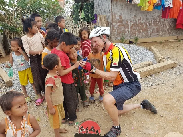 Myanmar Cycling Holidays  – 8 Days 4